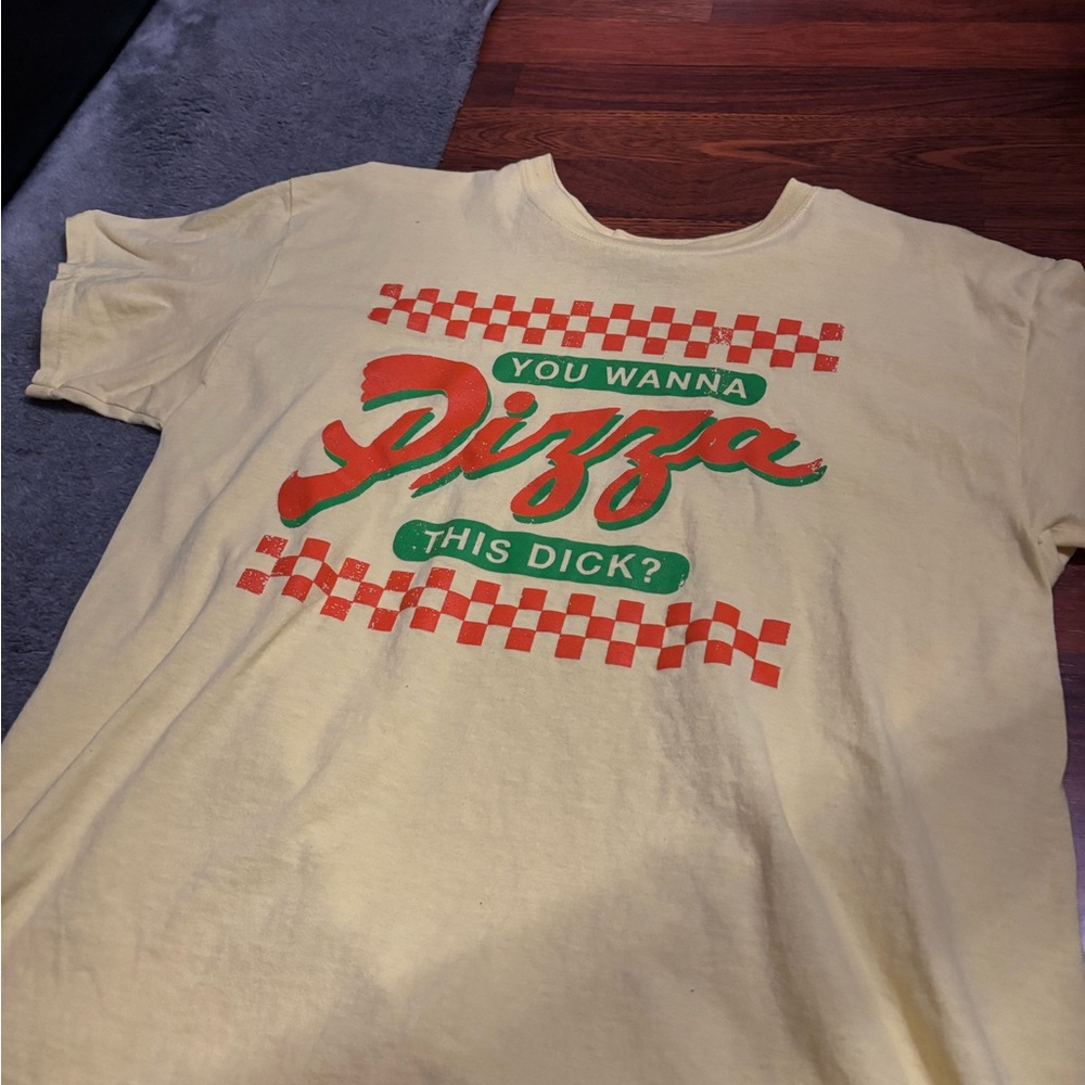 You wanna pizza… graphic T-shirt